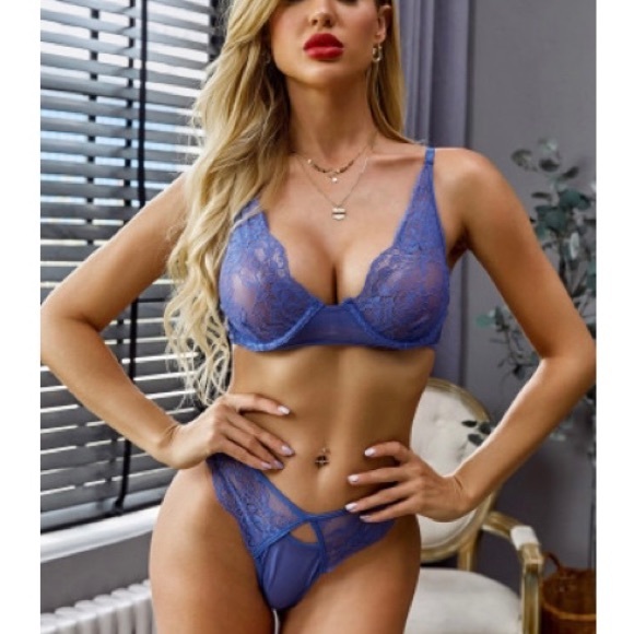 Set - Picture 2 of 3